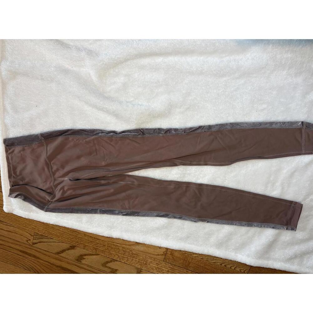 Lululemon Brown Velvet Detail Leggings Size 2
